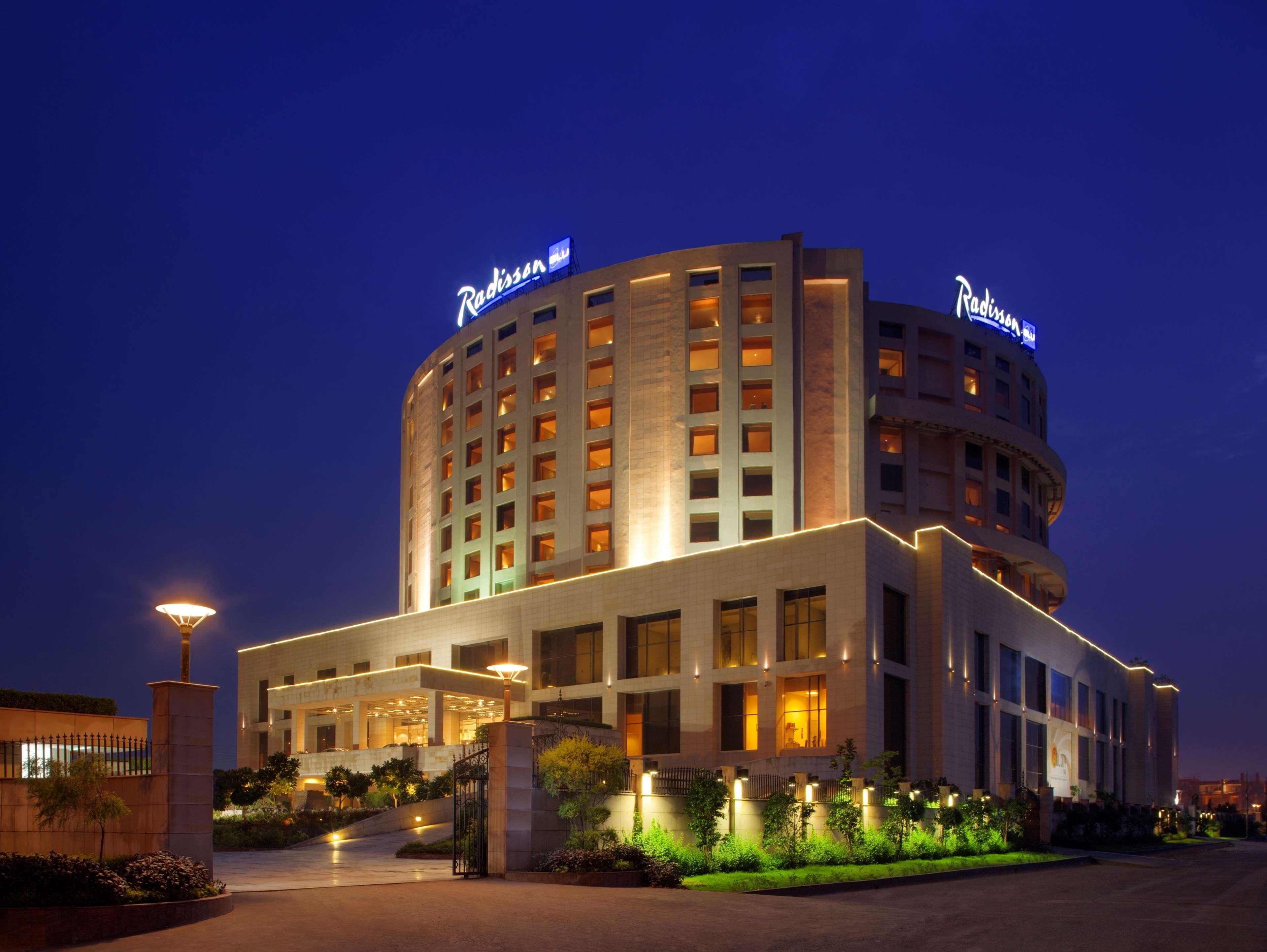 Radisson Blu Hotel New Delhi Dwarka Eksteriør bilde Radisson Blu Hotel, Faridabad